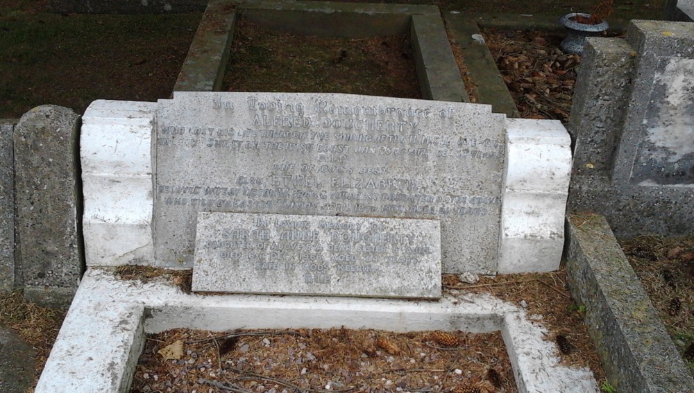 Memriam&amp;GraveMarkerCropped