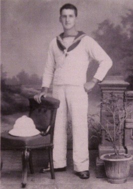 Clyde 31882 A.B. William Fulton Woodrow, R.N.V.R., in tropical  white uniform.JPG